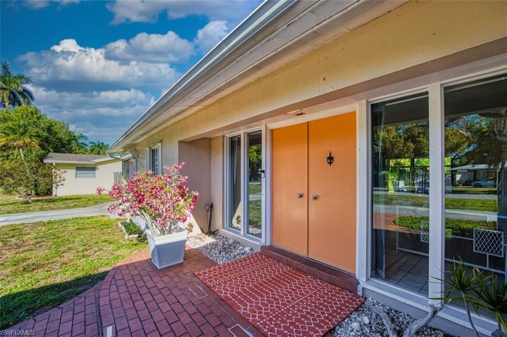1239 Stadler Dr, Fort Myers, FL 33901 Photo