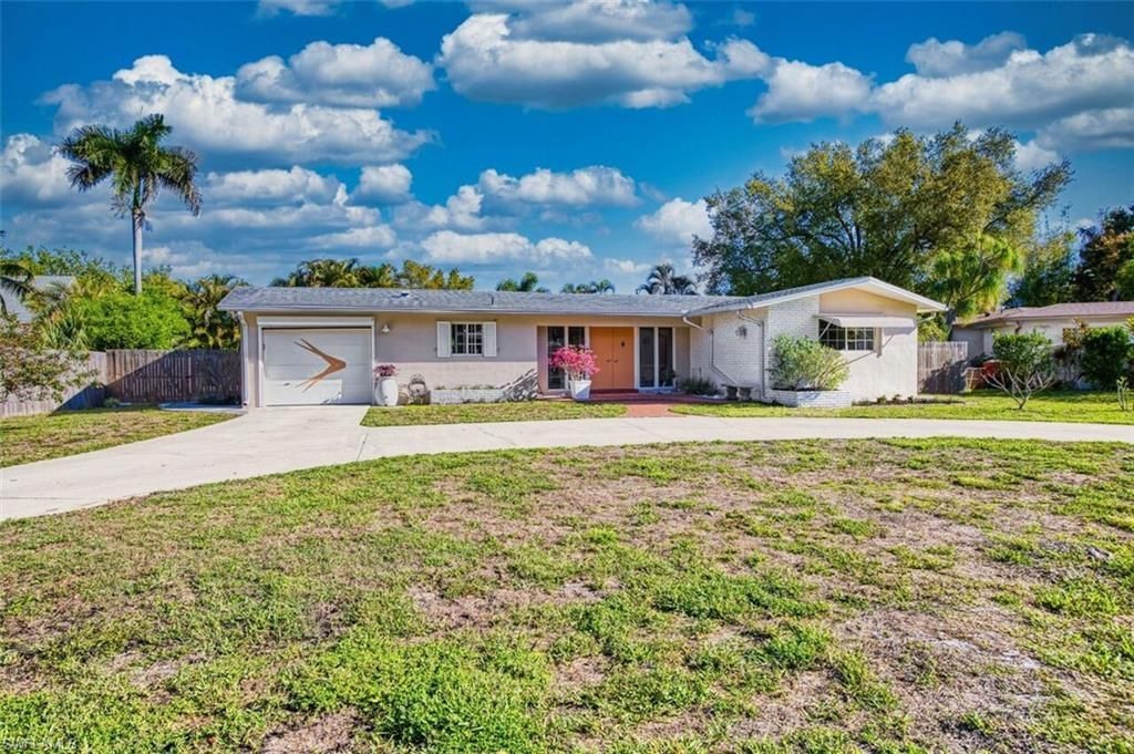 1239 Stadler Dr, Fort Myers, FL 33901 Photo