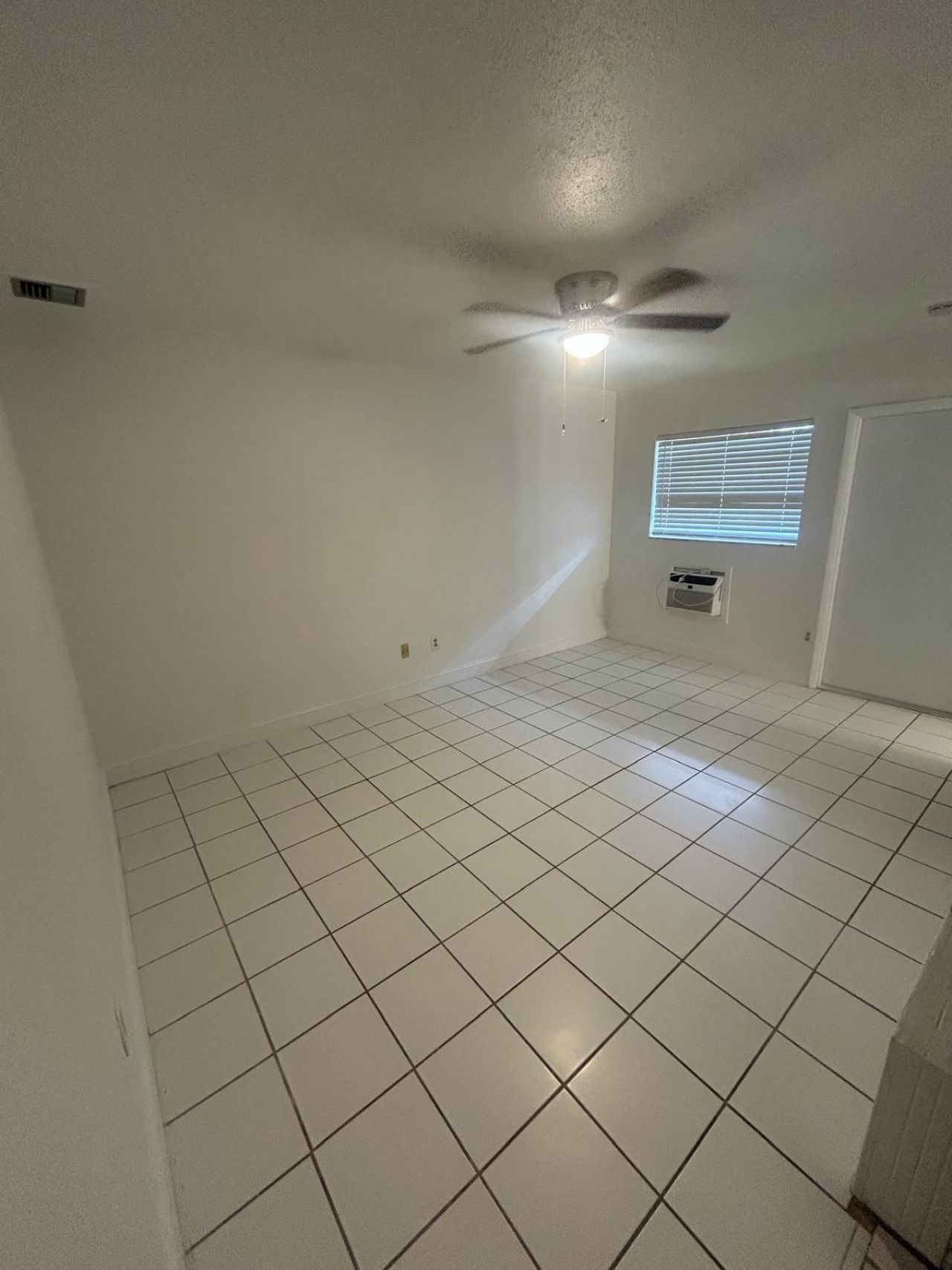 5930 Pierce Street, Unit 3, Hollywood, FL 33021 Photo