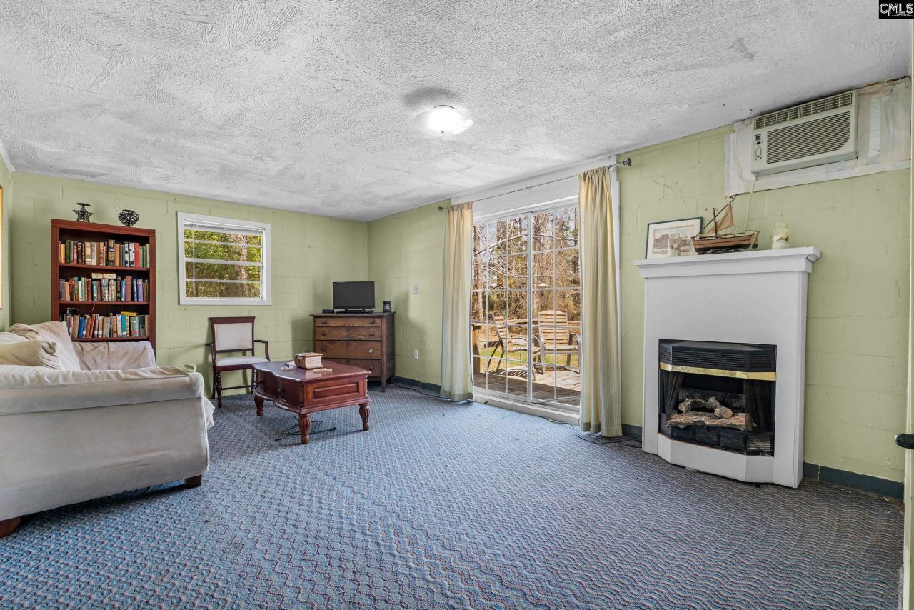 260 Cove View Road Photo 9