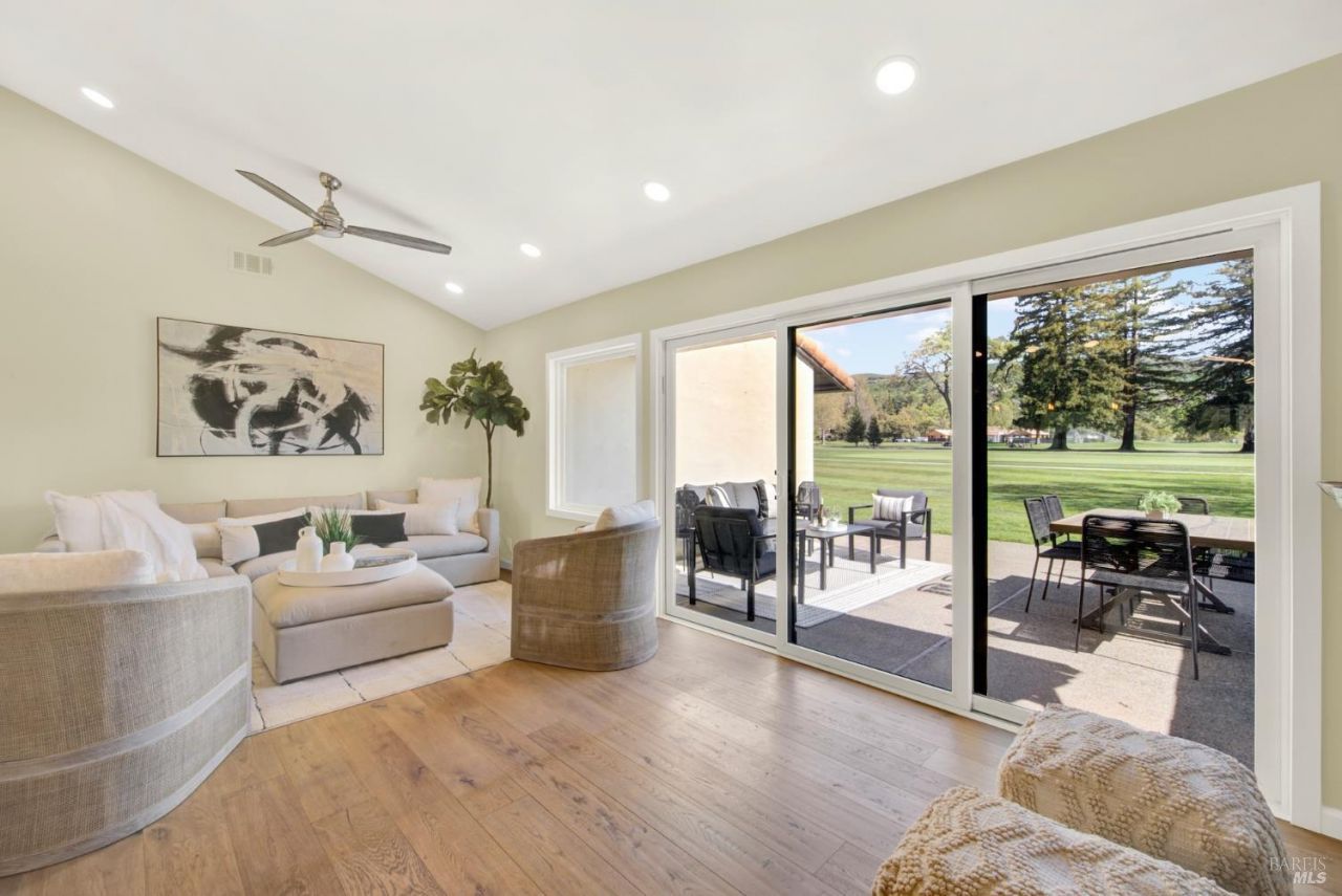 22 Fairways Drive, Napa, CA 94558 Main Photo