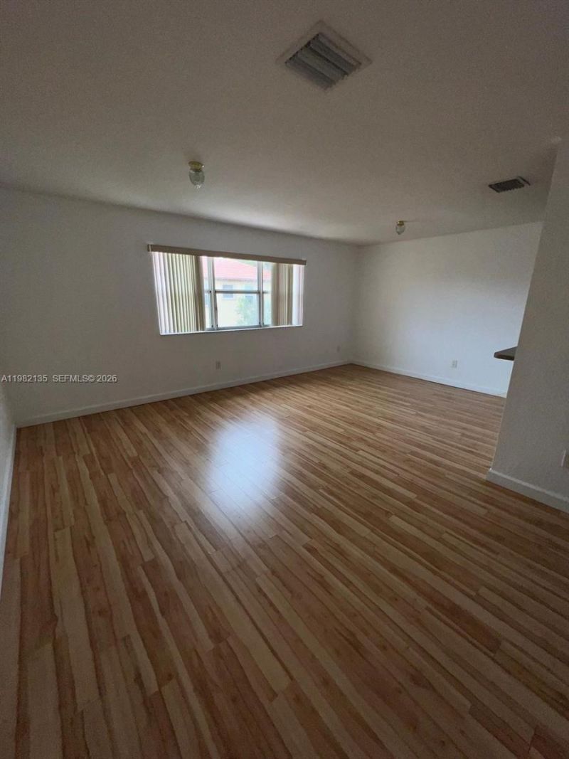 1420 NE 33rd Ave , Unit 201-15, Homestead, FL 33033 Photo