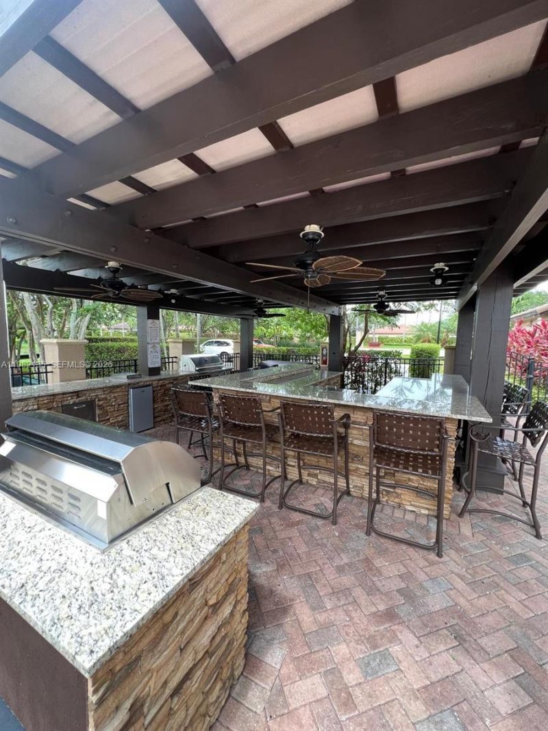 1420 NE 33rd Ave , Unit 201-15, Homestead, FL 33033 Photo