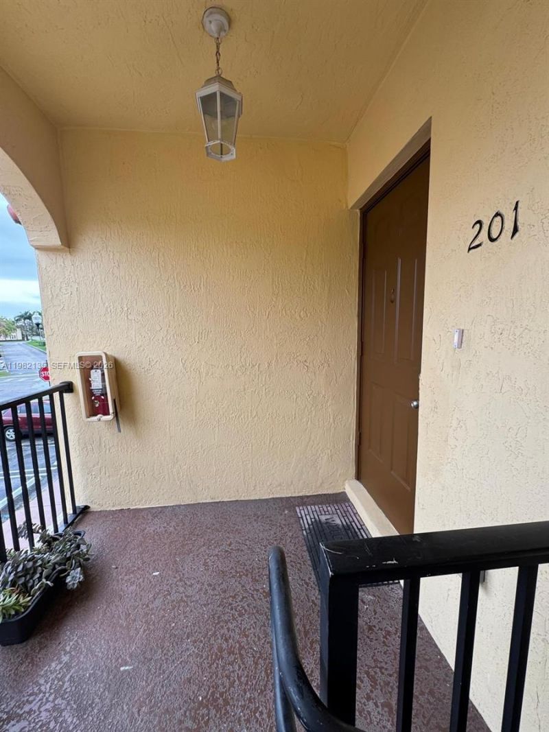 1420 NE 33rd Ave , Unit 201-15, Homestead, FL 33033 Photo