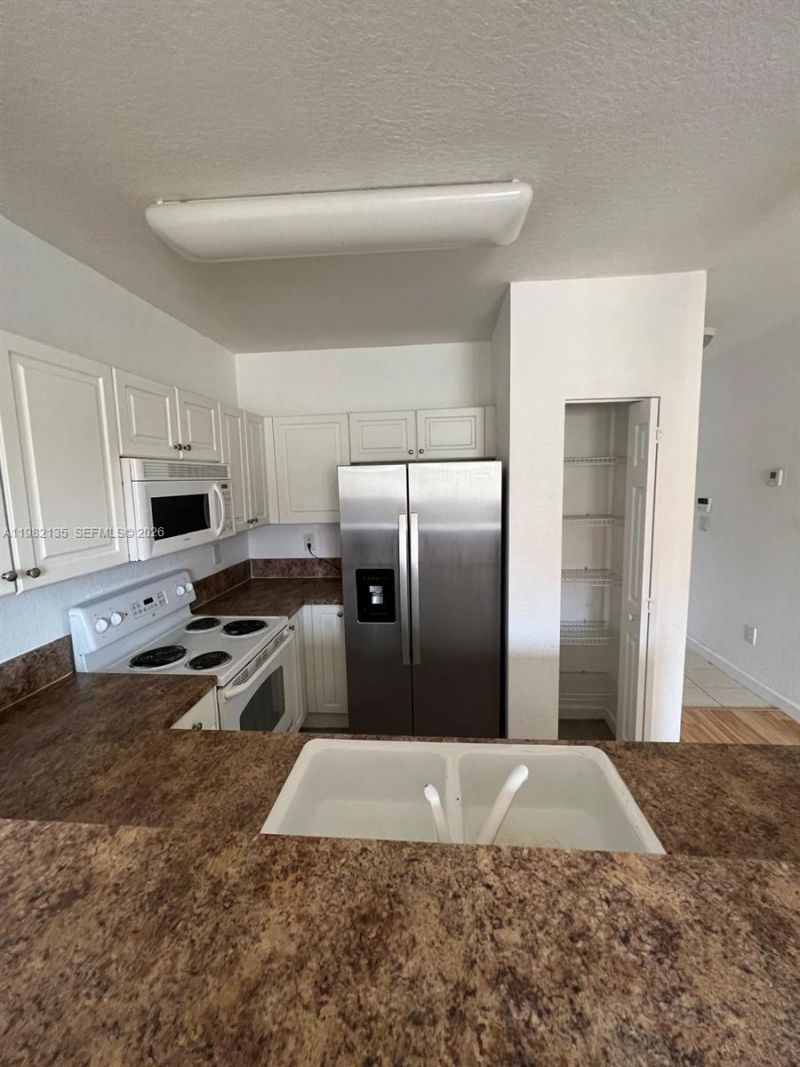 1420 NE 33rd Ave , Unit 201-15, Homestead, FL 33033 Photo