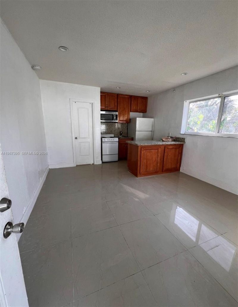 6220 Dawson St , Hollywood, FL 33023 Photo