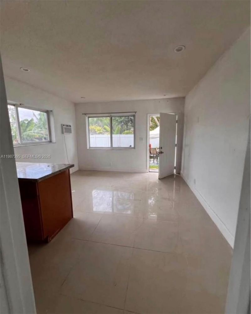 6220 Dawson St , Hollywood, FL 33023 Photo