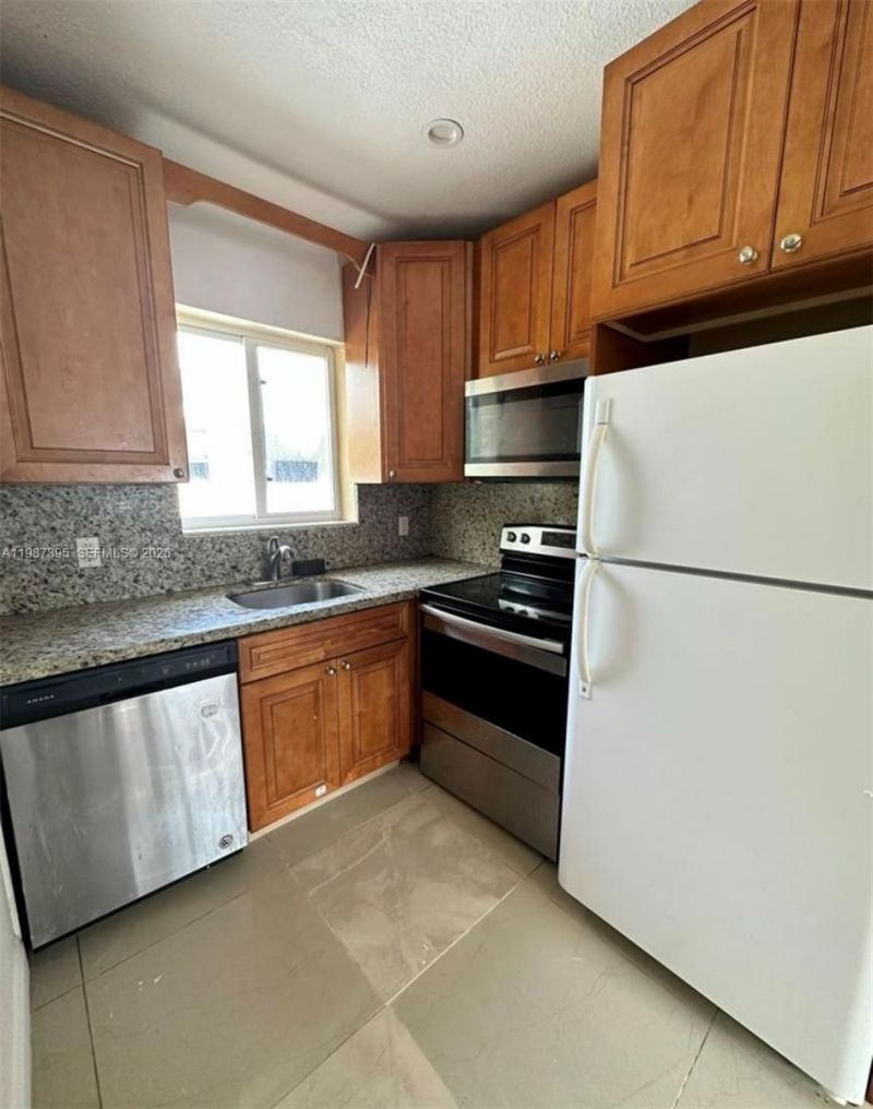 6220 Dawson St , Hollywood, FL 33023 Photo