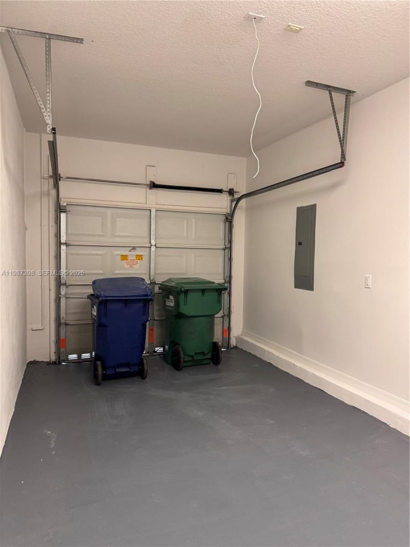 772 NE 191st Ter , Miami, FL 33179 Photo