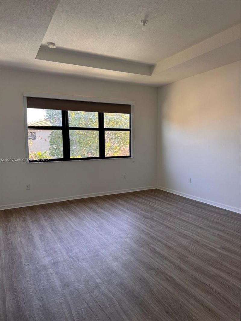 772 NE 191st Ter , Miami, FL 33179 Photo