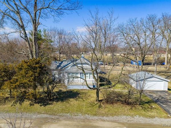 424 Fremont Street, Bloomfield Hills, MI 48302