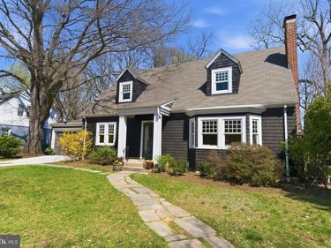 2307 N WAKEFIELD STREET, ARLINGTON, VA 22207