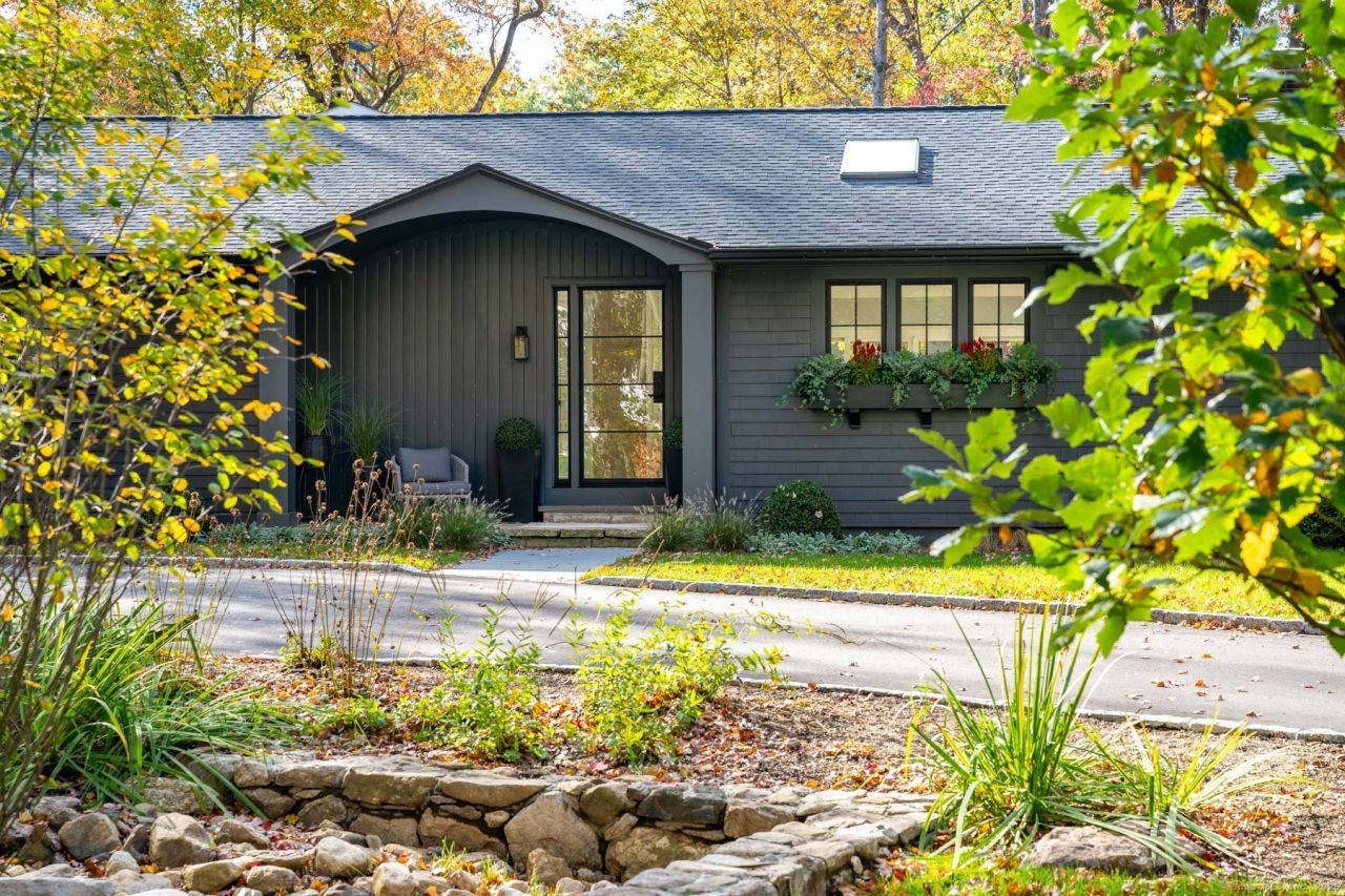 12 Libby, Darien, CT 06820 Main Photo