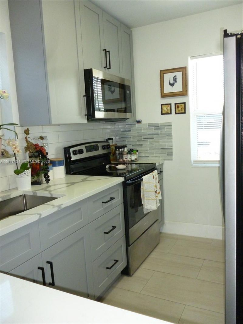 19372 SW 119th Ct , Miami, FL 33177 Photo