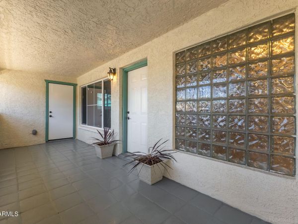 214 E RUTH Avenue, Unit 109, Phoenix, AZ 85020