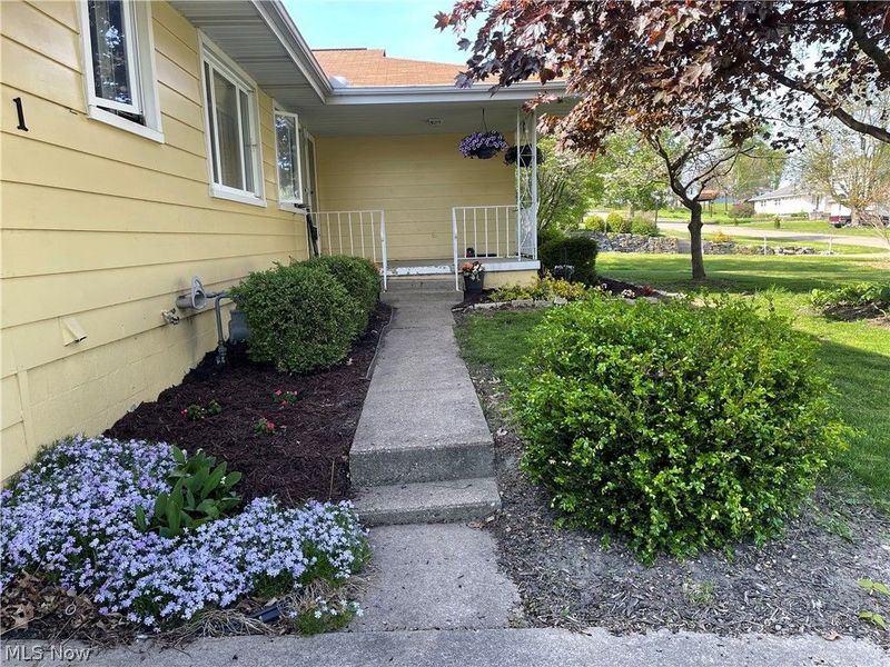 1 Hilltop Drive, Mount Vernon, OH 43050 Photo 4