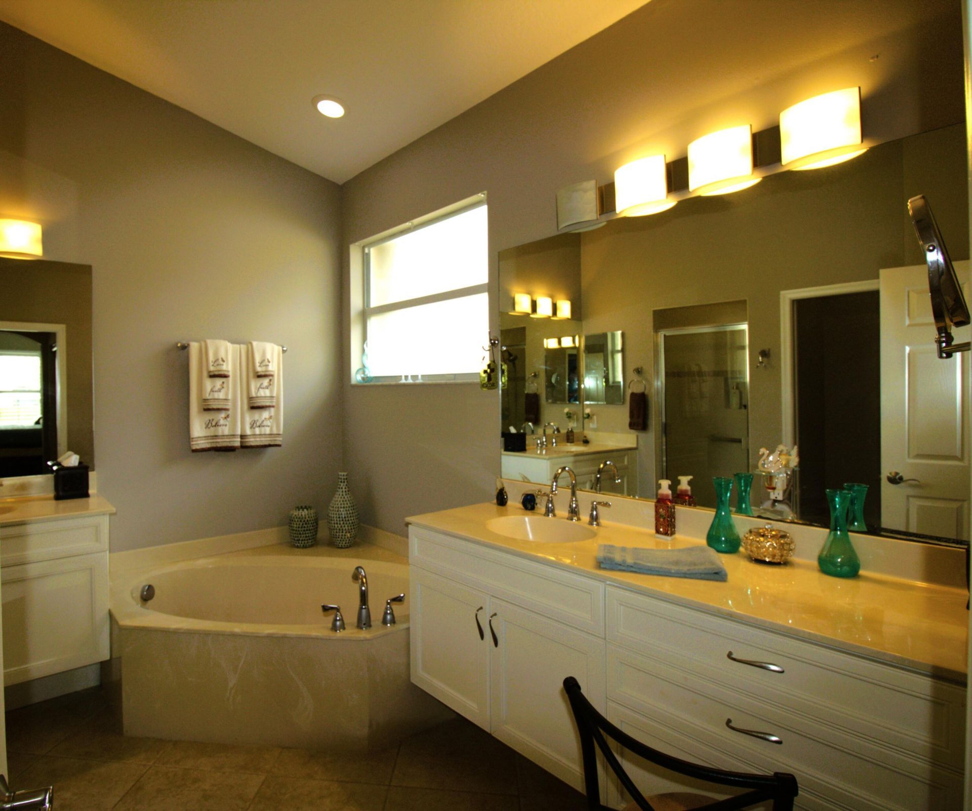 362 NW Sunview Way, Port Saint Lucie, FL 34986 Photo