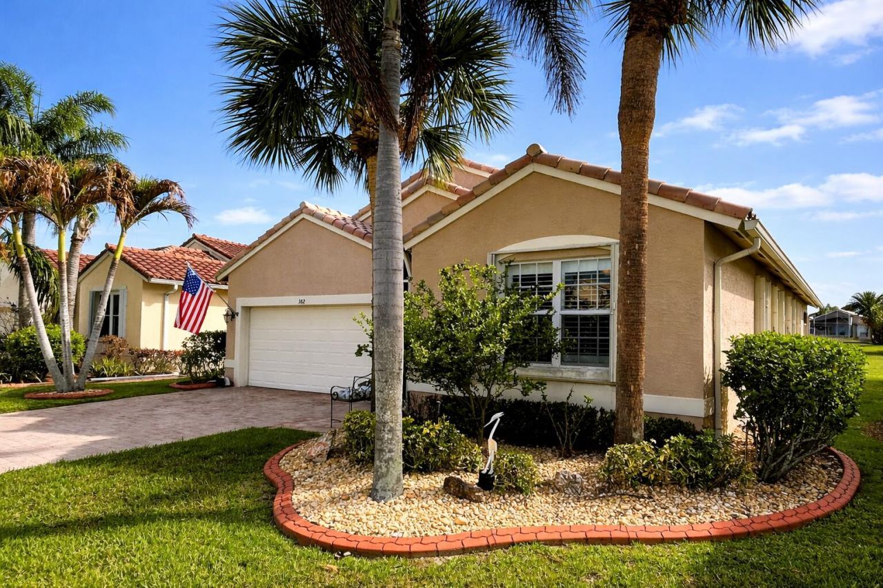 362 NW Sunview Way, Port Saint Lucie, FL 34986 Photo