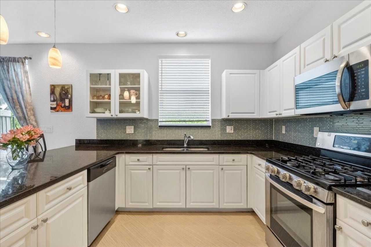 117 Spruce Street, Boynton Beach, FL 33426 Photo