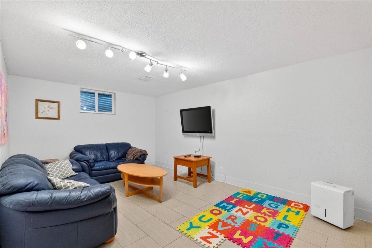 117 Spruce Street, Boynton Beach, FL 33426 Photo