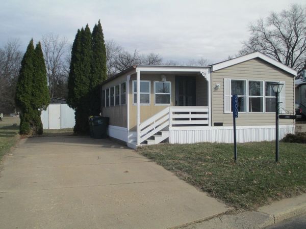 29005 Pinecrest Circle, Lone Rock, WI 53556