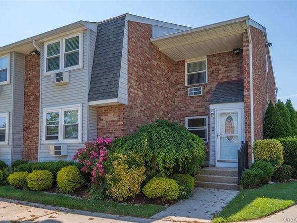 190 Millard Avenue, Unit 190, West Babylon, NY 11704