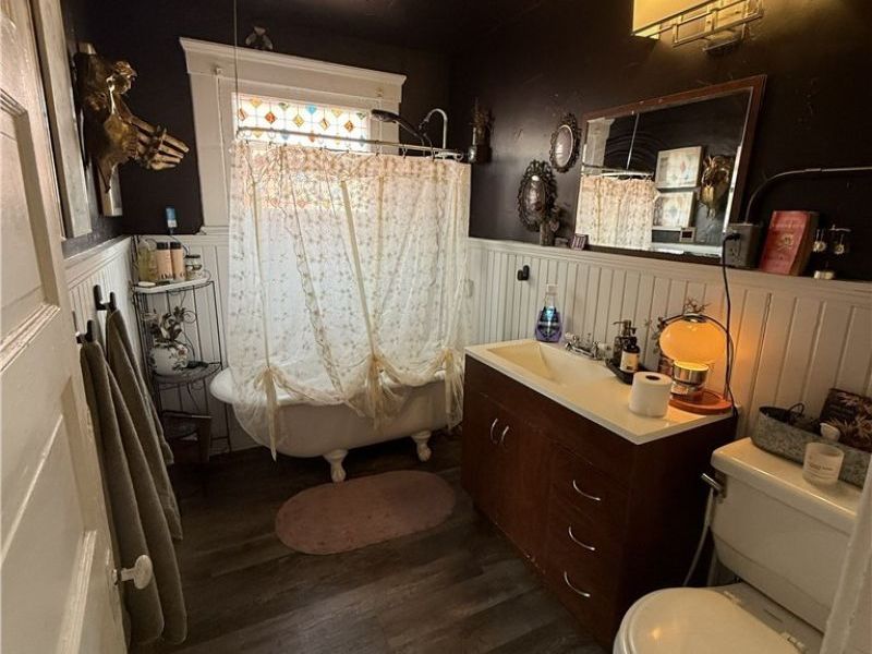 1891 Fulton Road, Cleveland, OH 44113 Photo 12