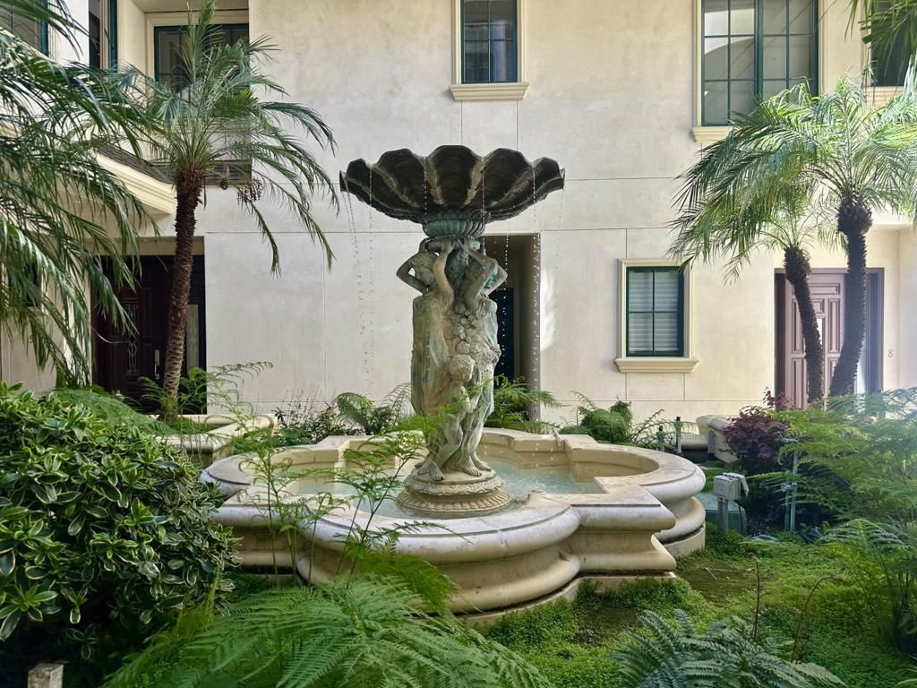 124 2nd Street, Unit 11, Los Altos, CA 94022 Main Photo