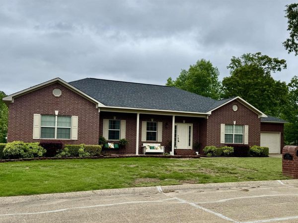 1710 Royal Oaks Drive, Malvern, AR 72104