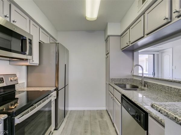 714 Oakmont Avenue , Unit 1104, Las Vegas, NV 89109
