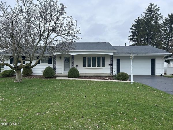 1642 Cherry Lane, Findlay, OH 45840