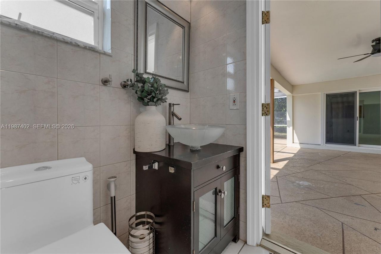 6924 NW 8th Ct, Margate, FL 33063 Photo