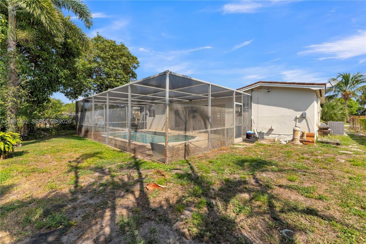 6924 NW 8th Ct , Margate, FL 33063 Photo