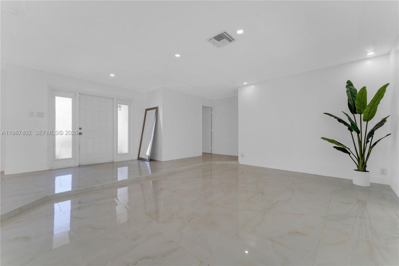 6924 NW 8th Ct, Margate, FL 33063 Photo