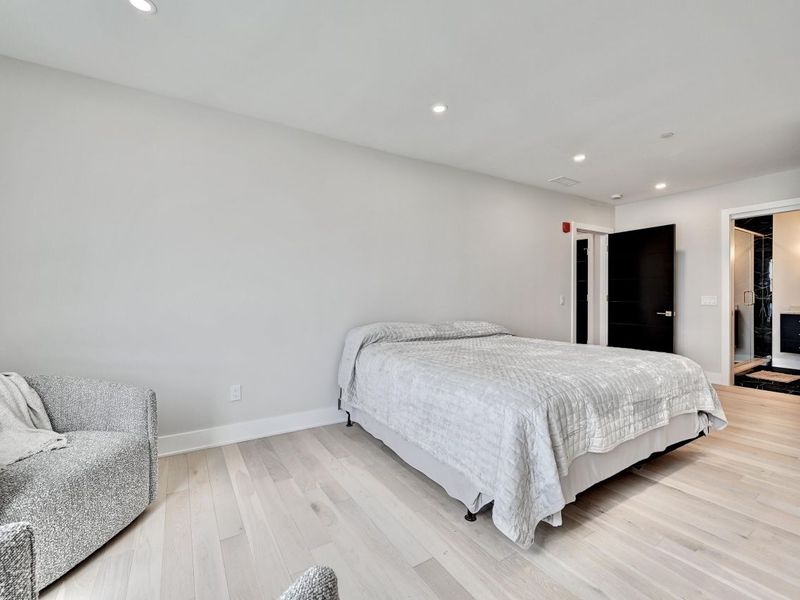 600 Ovation Way, Unit 410 & 411, Newport, KY 41071 Photo 20