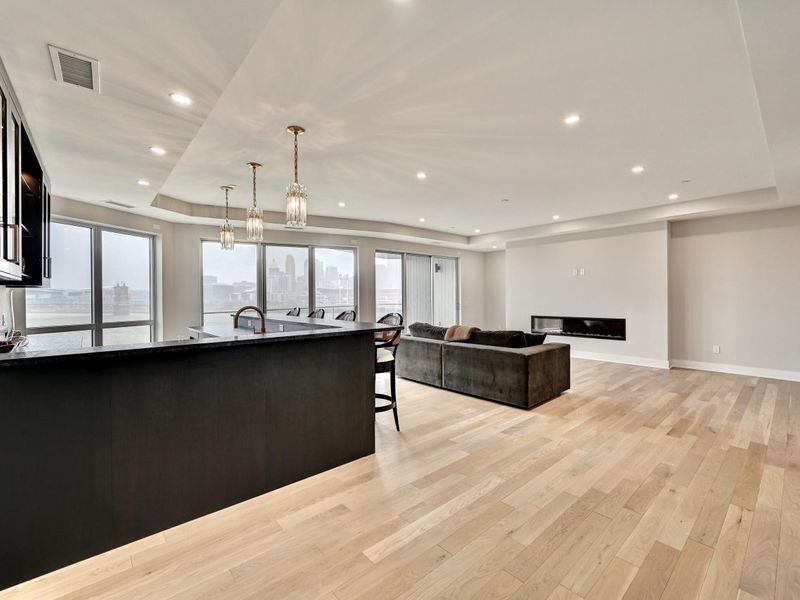 600 Ovation Way, Unit 410 & 411, Newport, KY 41071 Photo 4