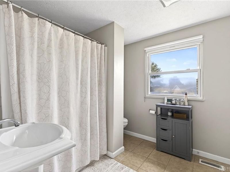 5221 Ottawa Drive, Fairborn, OH 45324 Photo 12