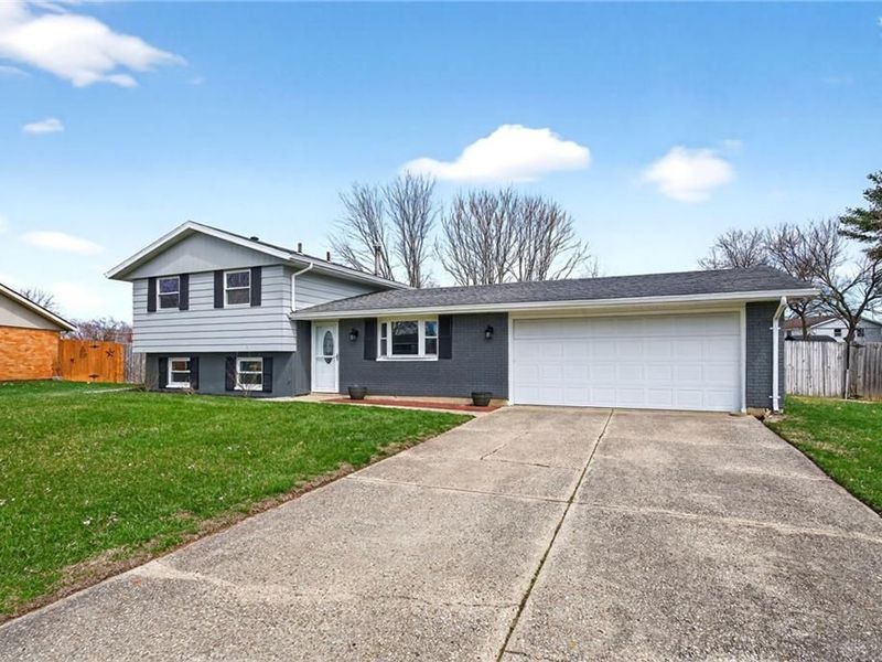 5221 Ottawa Drive, Fairborn, OH 45324 Photo 3