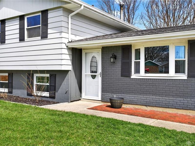 5221 Ottawa Drive, Fairborn, OH 45324 Photo 4