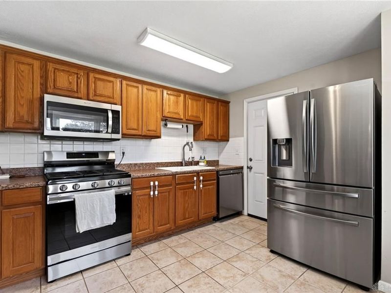 5221 Ottawa Drive, Fairborn, OH 45324 Photo 9