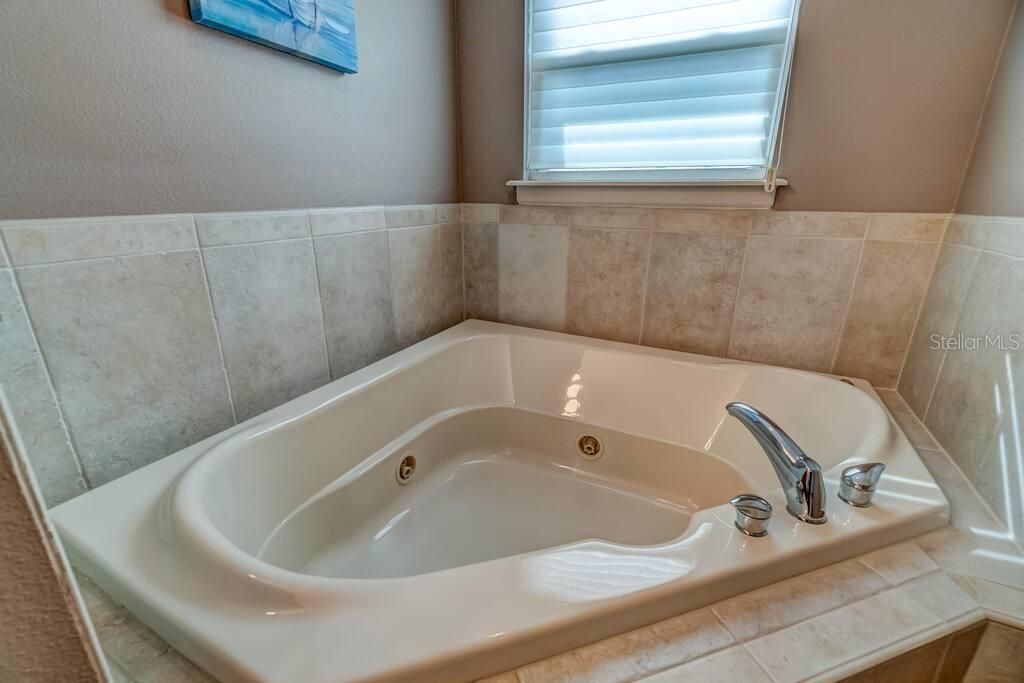 241 17th Street N, Bradenton Beach, FL 34217 Photo