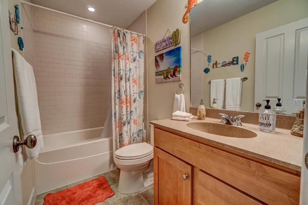 241 17th Street N, Bradenton Beach, FL 34217 Photo