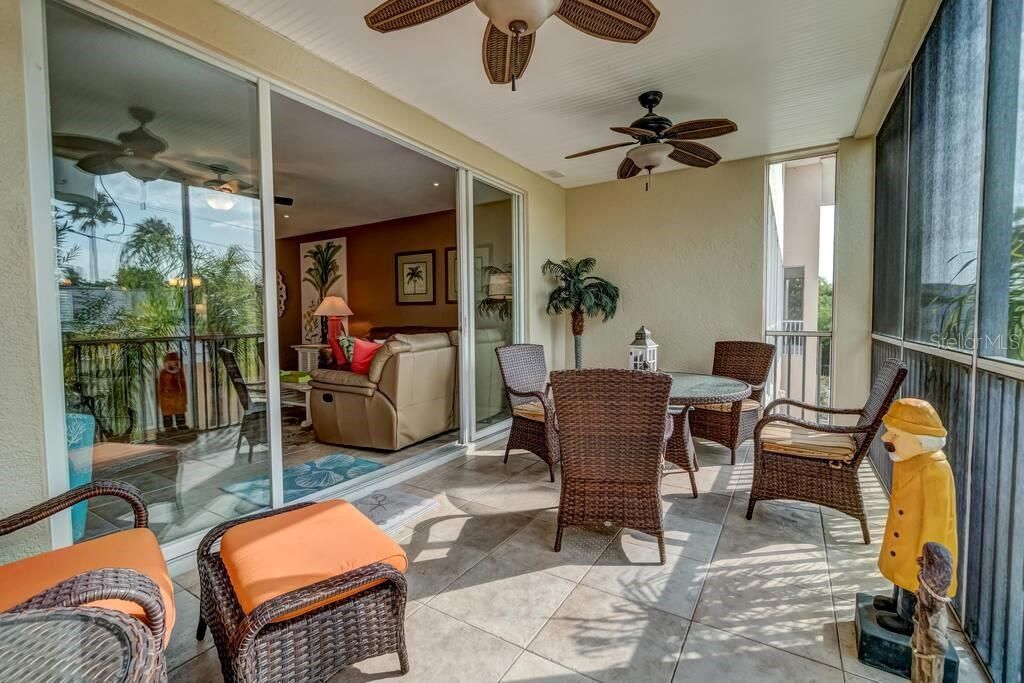 241 17th Street N, Bradenton Beach, FL 34217 Photo