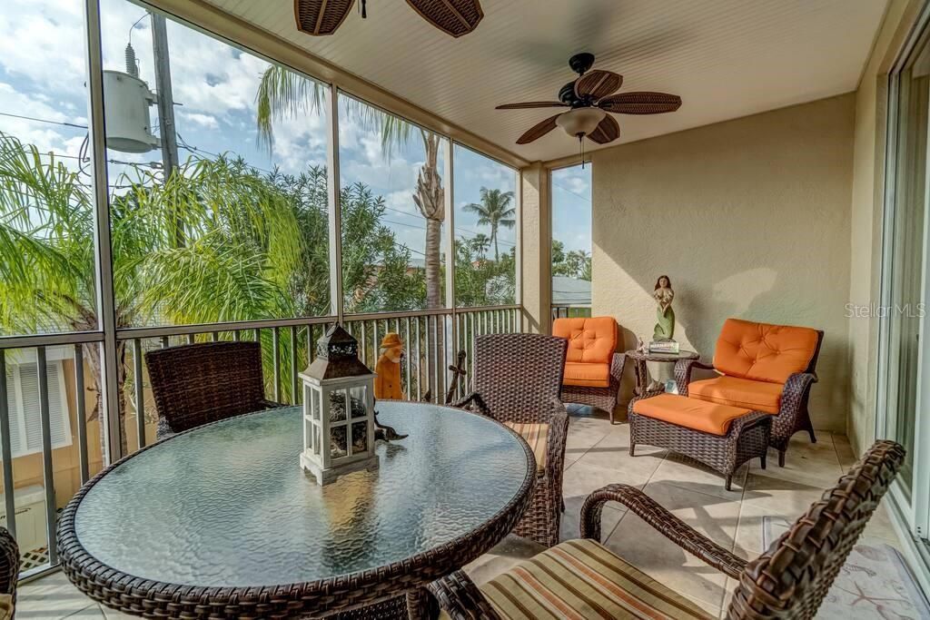 241 17th Street N, Bradenton Beach, FL 34217 Photo