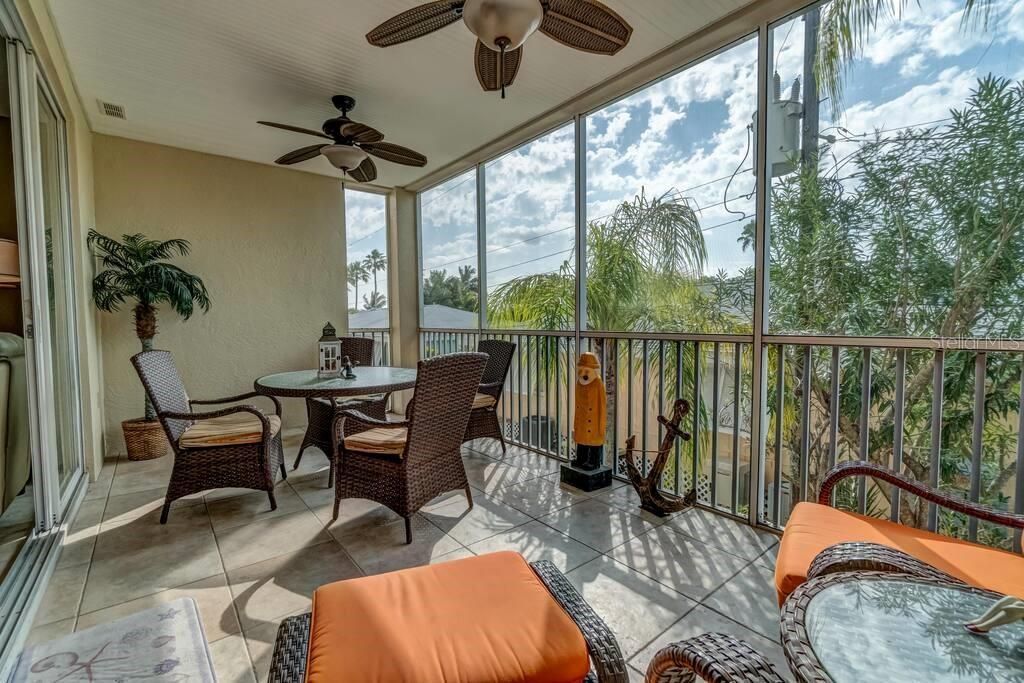 241 17th Street N, Bradenton Beach, FL 34217 Photo