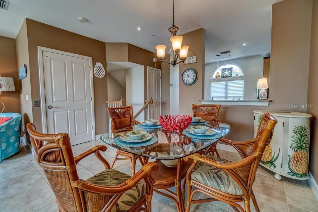 241 17th Street N, Bradenton Beach, FL 34217 Photo