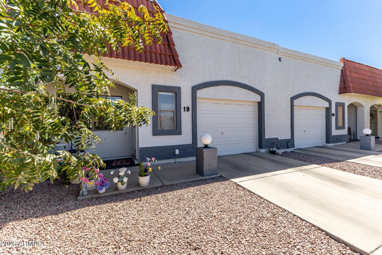 1951 N 64th Street, Unit 19, Mesa, AZ 85205 Main Photo