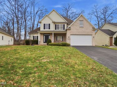 8828 Cedar Bend Road, Sylvania, OH 43560