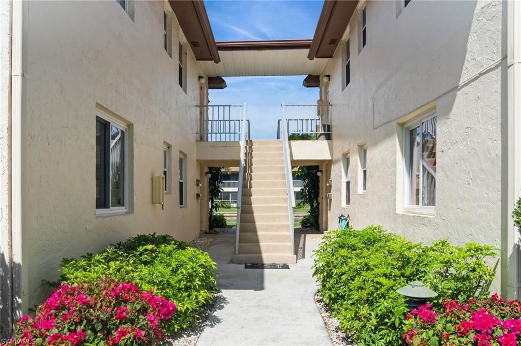 1155 Sandpiper St, Unit B3, Naples, FL 34102 Photo