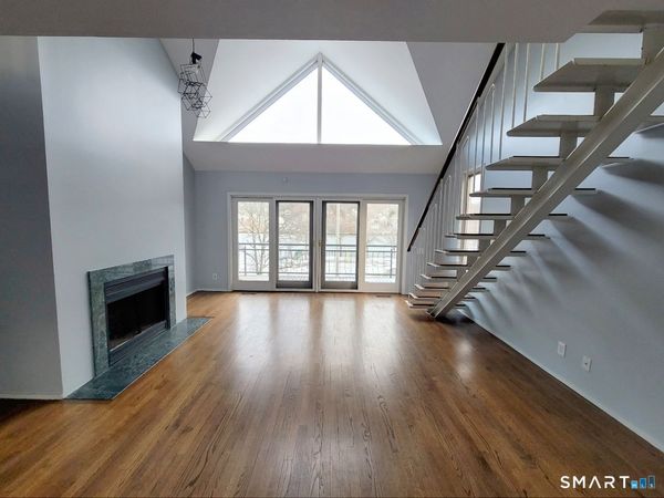 2 Front, Unit 2J, New Haven, CT 06513